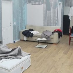 “Nuk kam kaluar periudhë të errët”/ Luizi-banorëve: S’më ka prekur këmba në Shqipëri